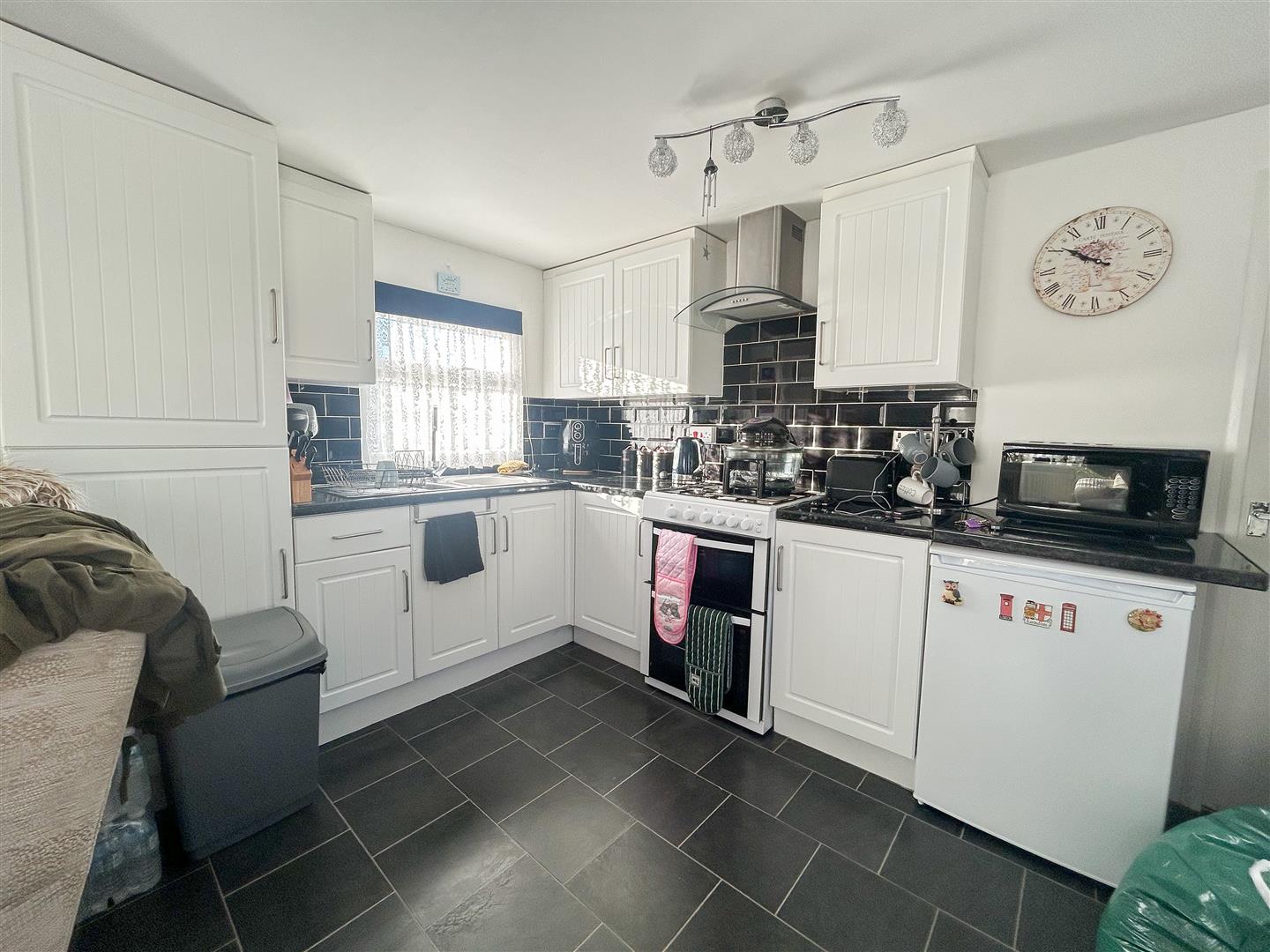 Meadowview Park, St. Osyth Road, Little Clacton, ClactonOnSea Sheen's